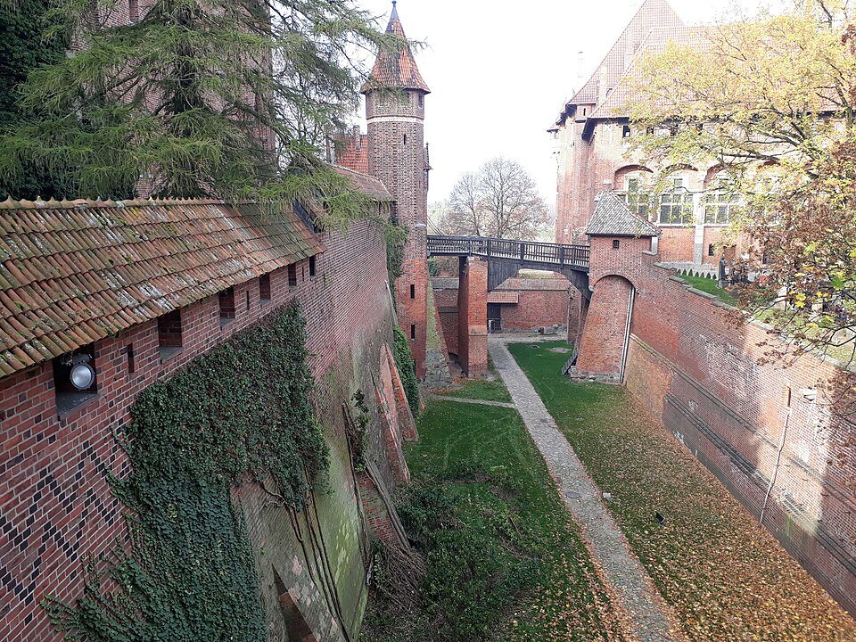 Zamek w Malborku – widok na kompleks zamkowy